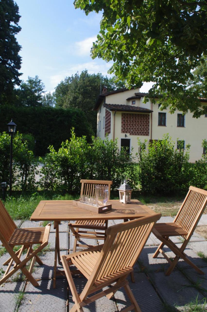 Casale La Fata: Tuscan Hillside Retreat with Independent Apartments Camaiore Exterior photo