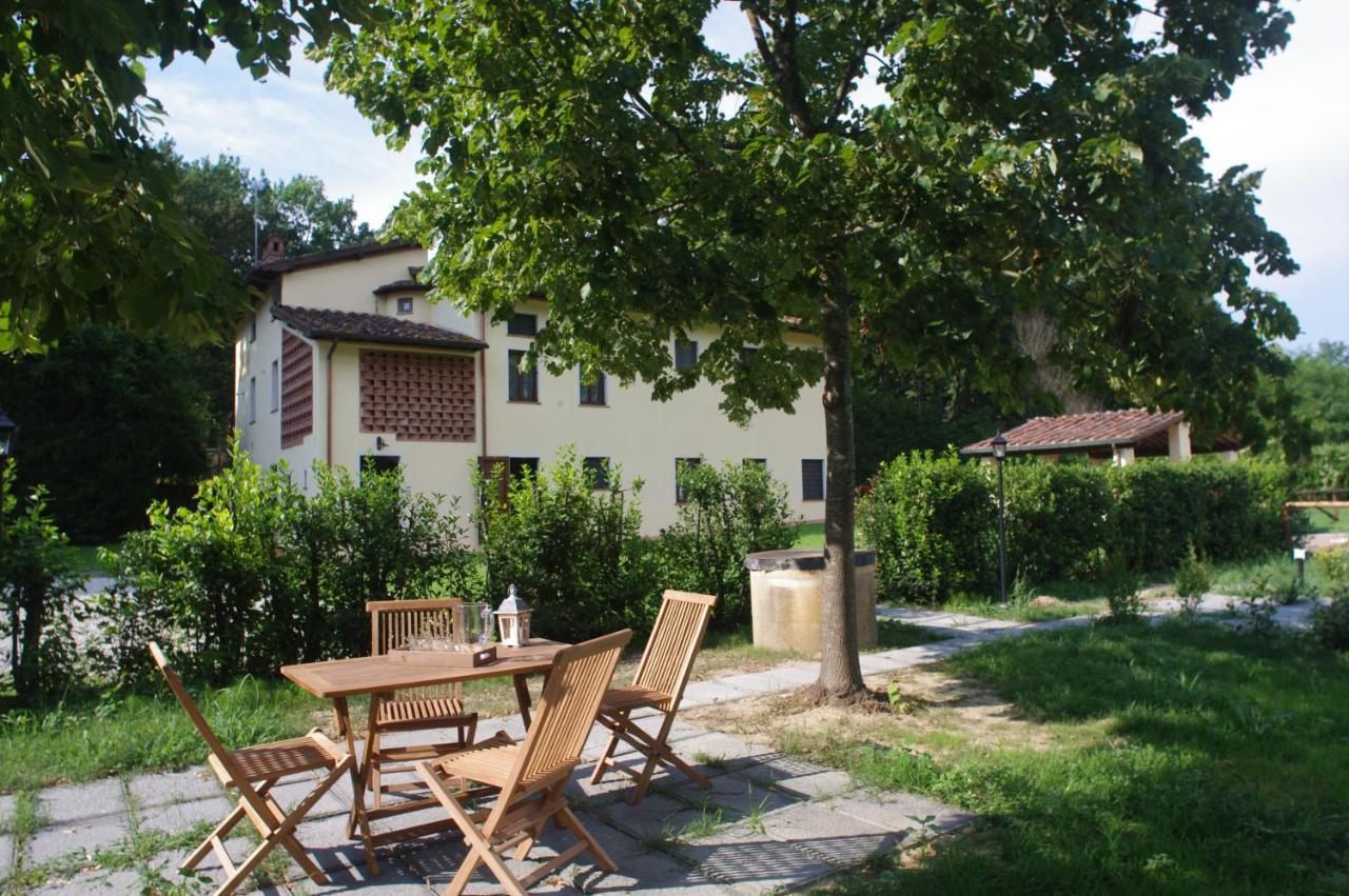 Casale La Fata: Tuscan Hillside Retreat with Independent Apartments Camaiore Exterior photo